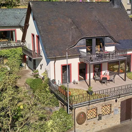 Wohnen Am Weingut - Ueber Den Faessern Apartman